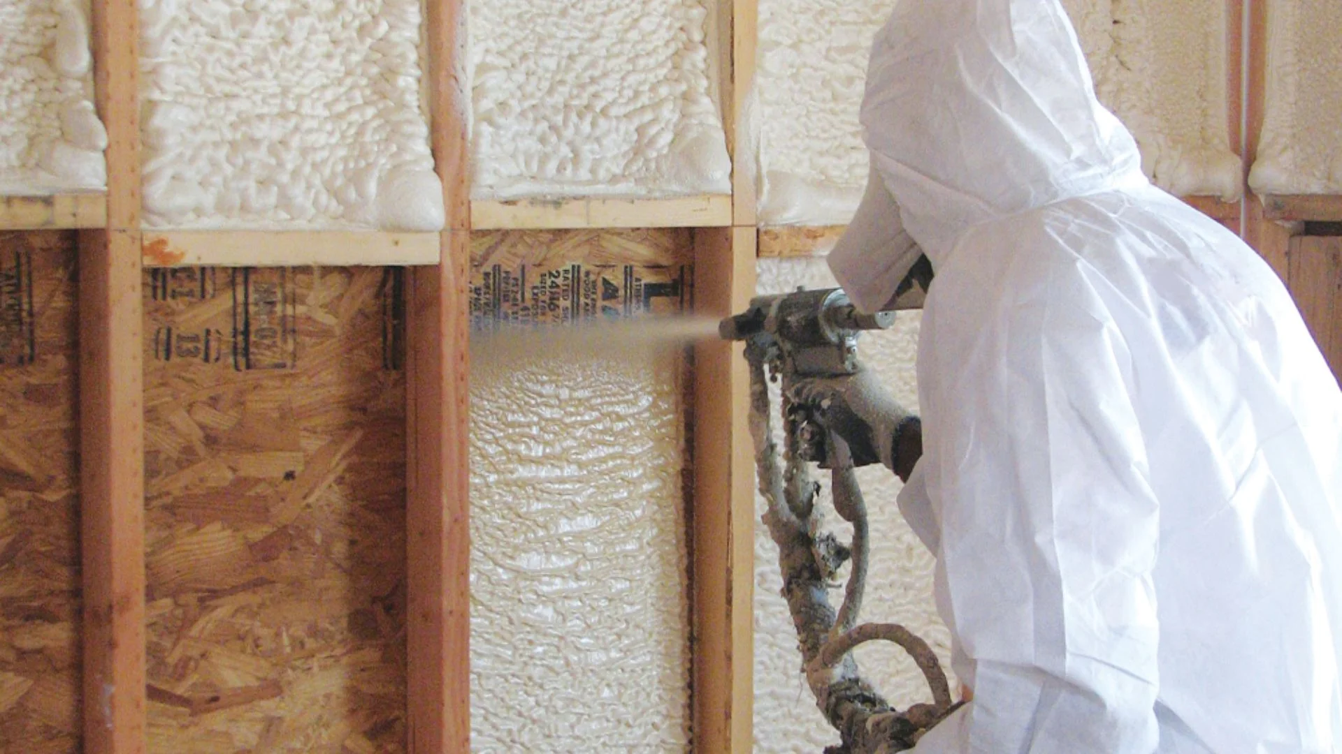 Why Acoustic Spray Is Essеntial and Bеnеficial for Dubai Buildings?